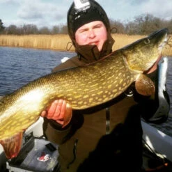 Eastfield Wingman Curly 23cm, 77g 10 Eastfield Wingman Curly 23cm, 77g -Bester Angel Laden wingman curlr 4